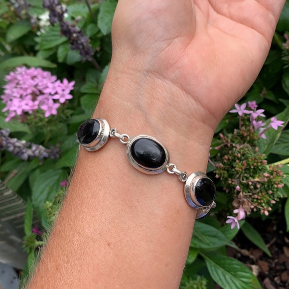 Vintage Heavy Sterling Silver Black Onyx Bracelet - Picture 5 of 17